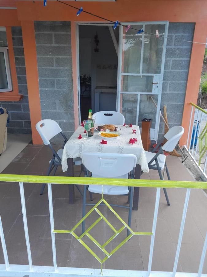 La Belle Du Sud Villa Port South East Екстериор снимка